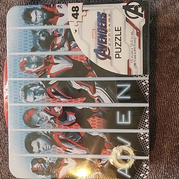 Avengers puzzle - Picture 4 of 5